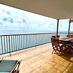 With Spectacular Views Διαμέρισμα