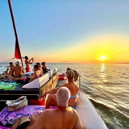 With Spectacular Views Апартаменты Салоу