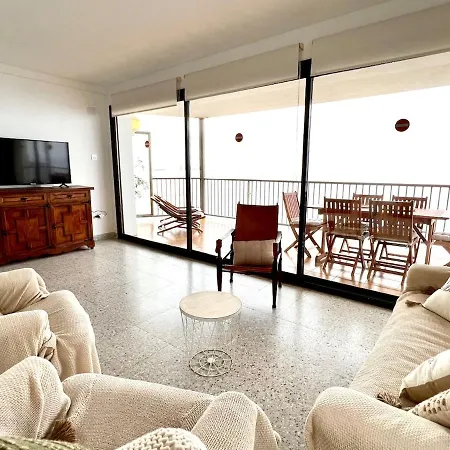 Apartment With Spectacular Views *